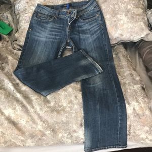 Like new Vigoss Studio jeans. Size 9/10